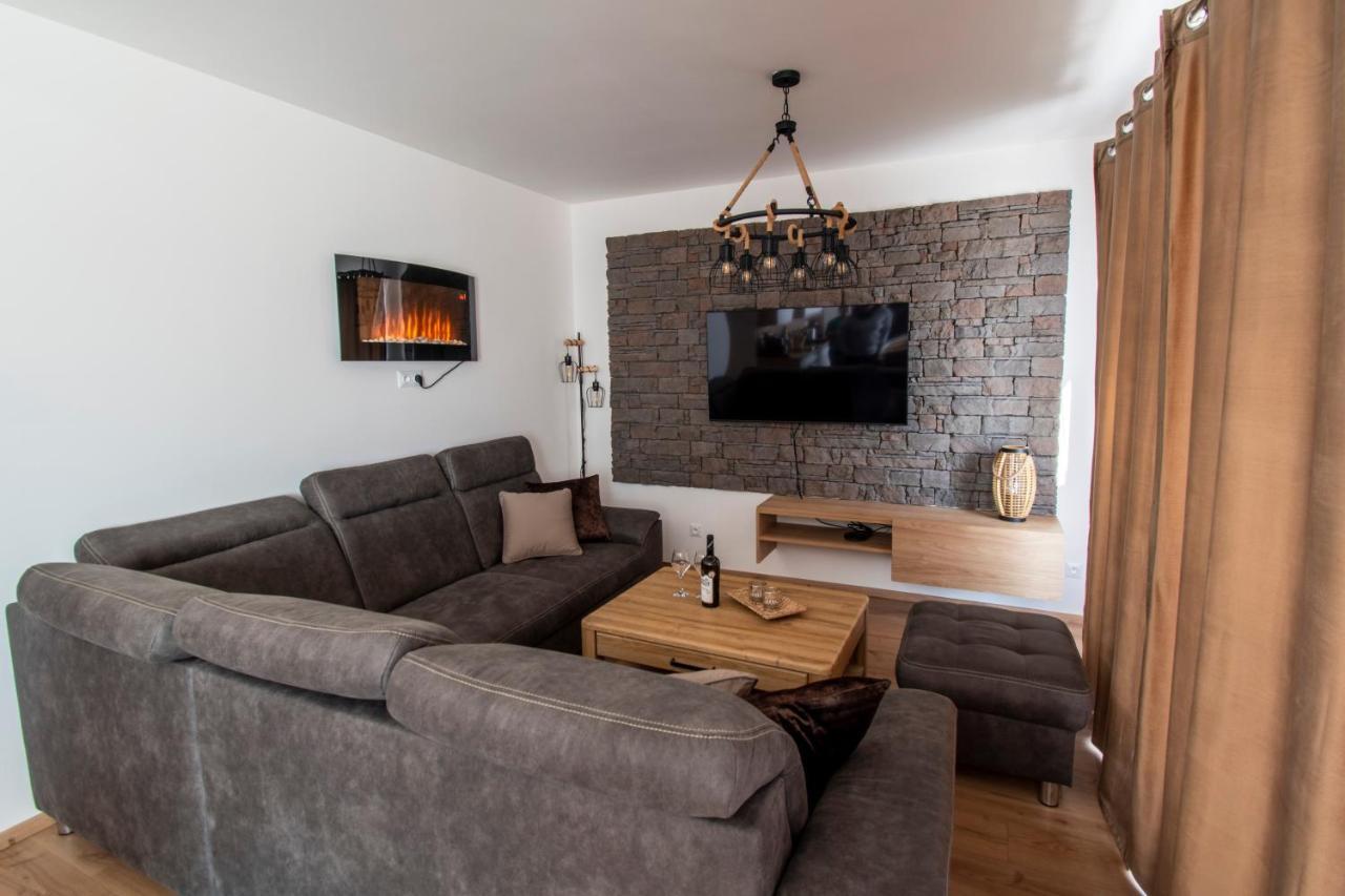 Apartman Jesienka, Hillside Dolny Kubin Exteriör bild