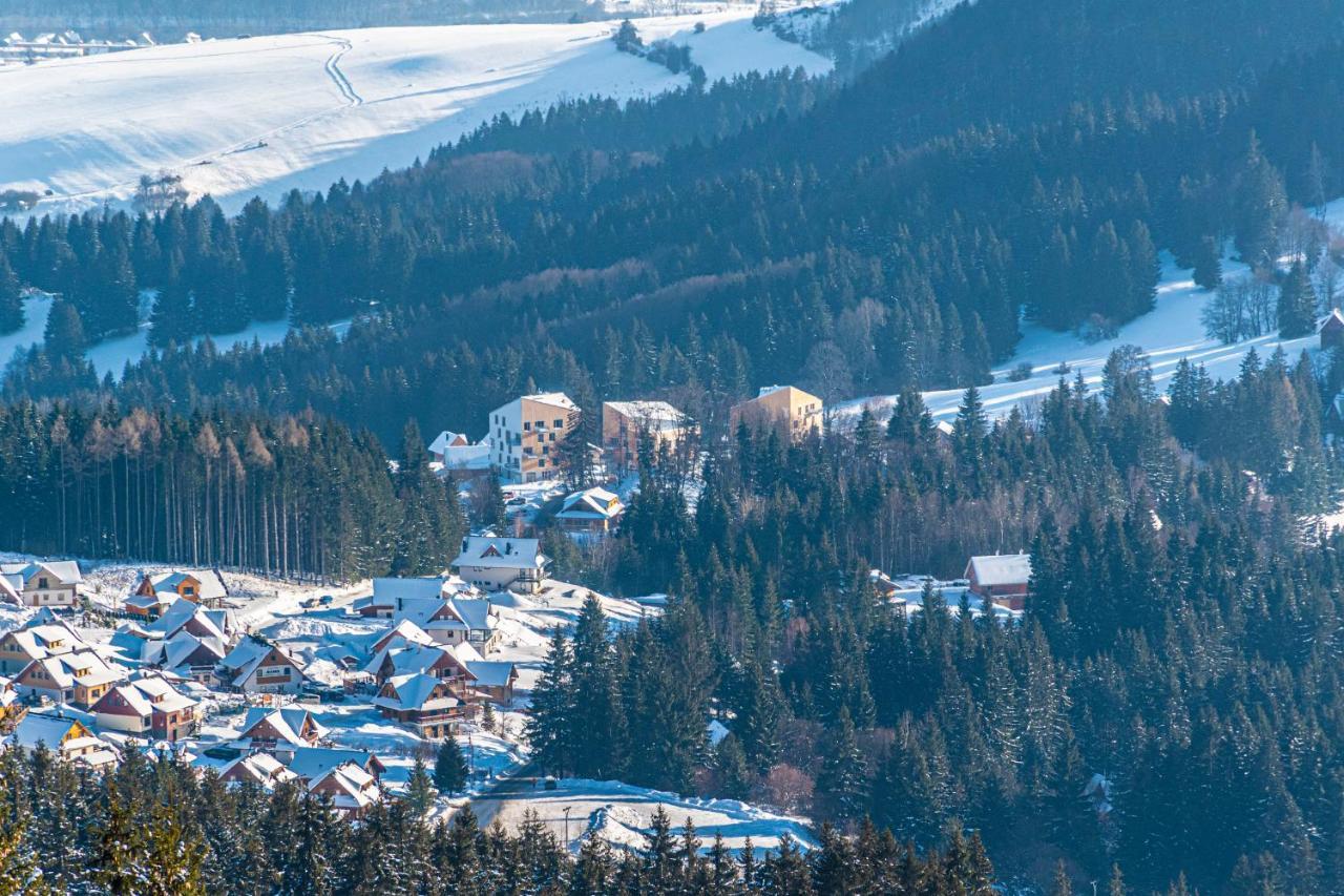 Apartman Jesienka, Hillside Dolny Kubin Exteriör bild