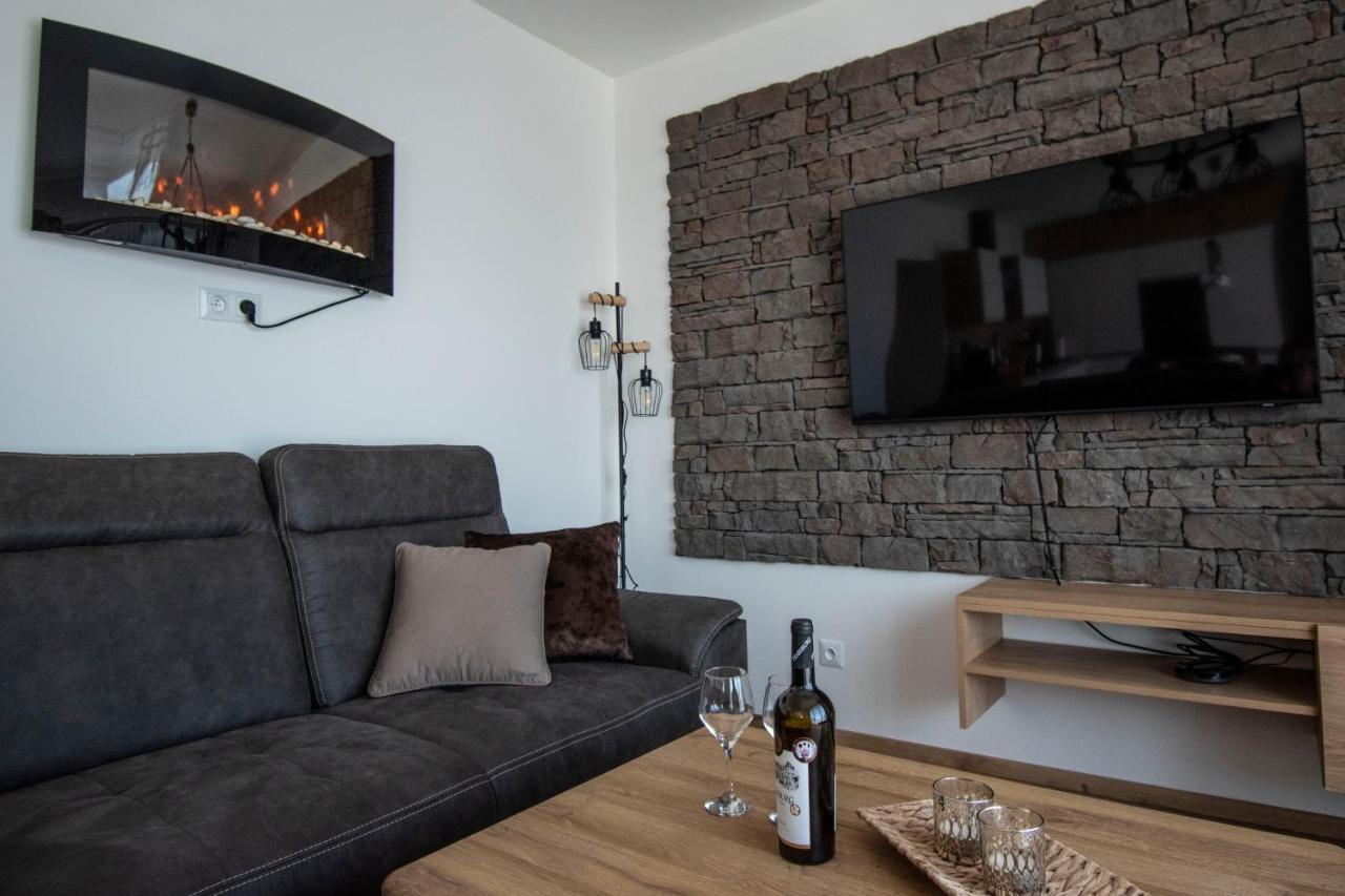 Apartman Jesienka, Hillside Dolny Kubin Exteriör bild