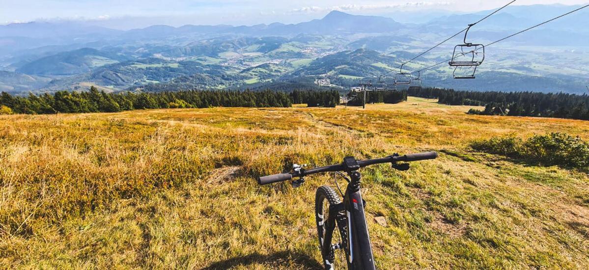 Apartman Jesienka, Hillside Dolny Kubin Exteriör bild